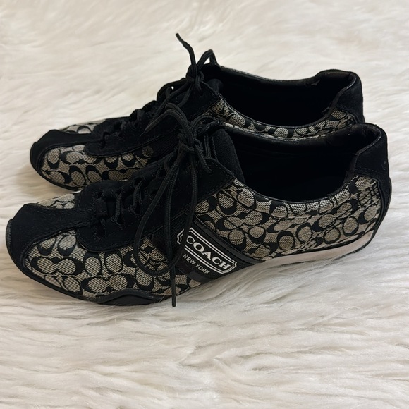 Coach shoes - Picture 2 of 7